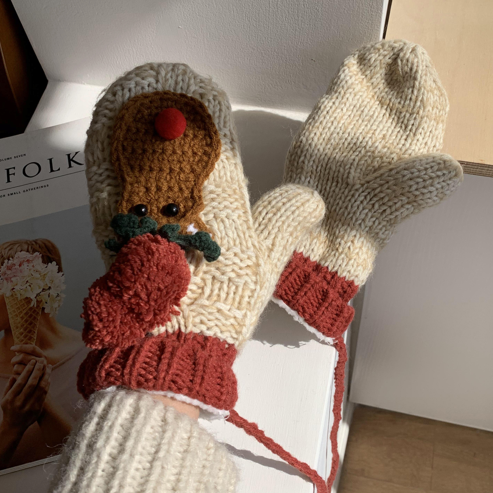 圣诞~卡通可爱挂脖加绒加厚毛线针织红色手套女冬季骑行防寒保暖