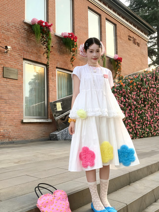 2026春夏新款白色彩色花朵半身裙小众设计高腰显瘦中长款半身裙女