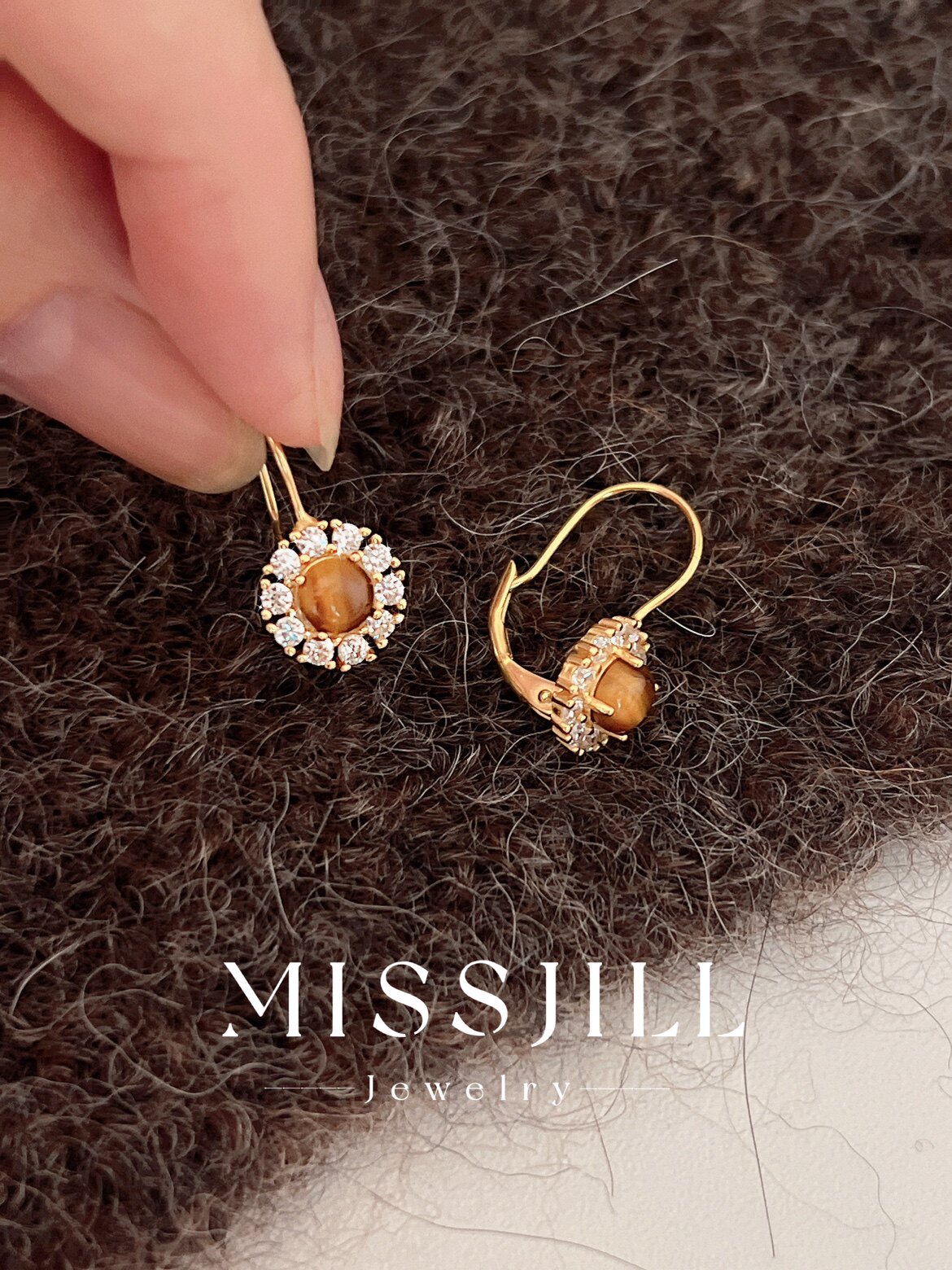 MISSJILL·黄昏屿光|小众设计美拉徳复古虎眼石925纯银耳扣耳饰