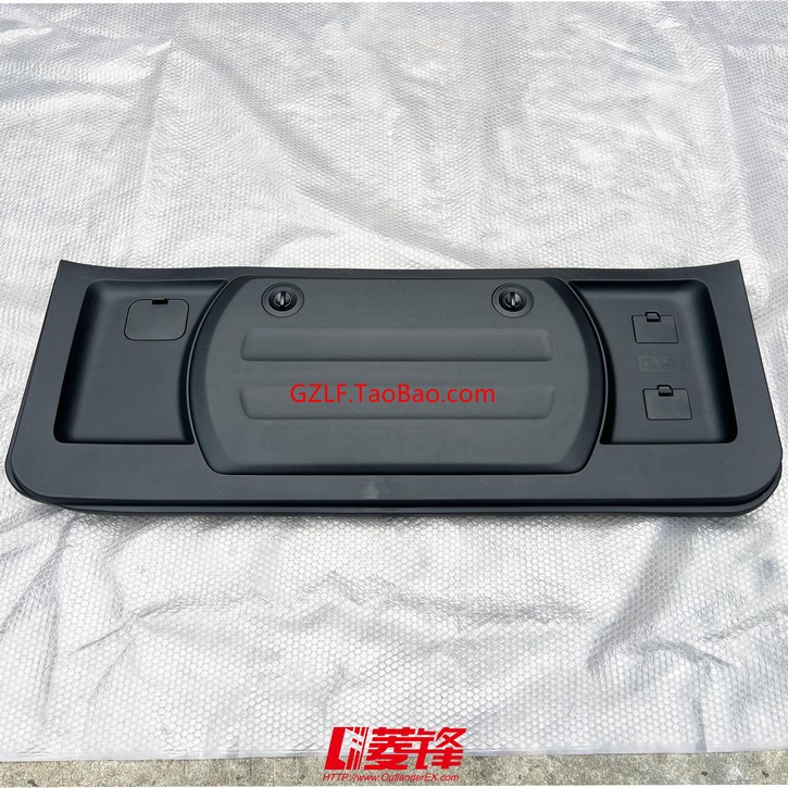 日本三菱帕杰罗尾门内饰板