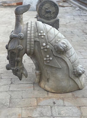 【独角马首-空间雅趣】高81长80宽40CM，独角凌厉，缰绳刻画入微