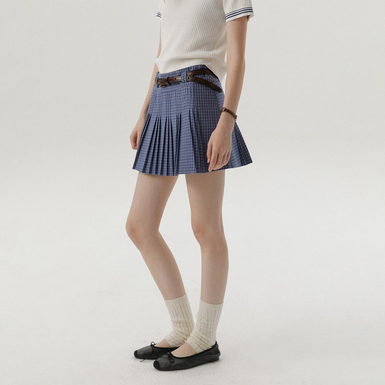 LLANO复古学院风百褶半身裙俏皮格纹通勤休闲半裙短裙子女春冬季