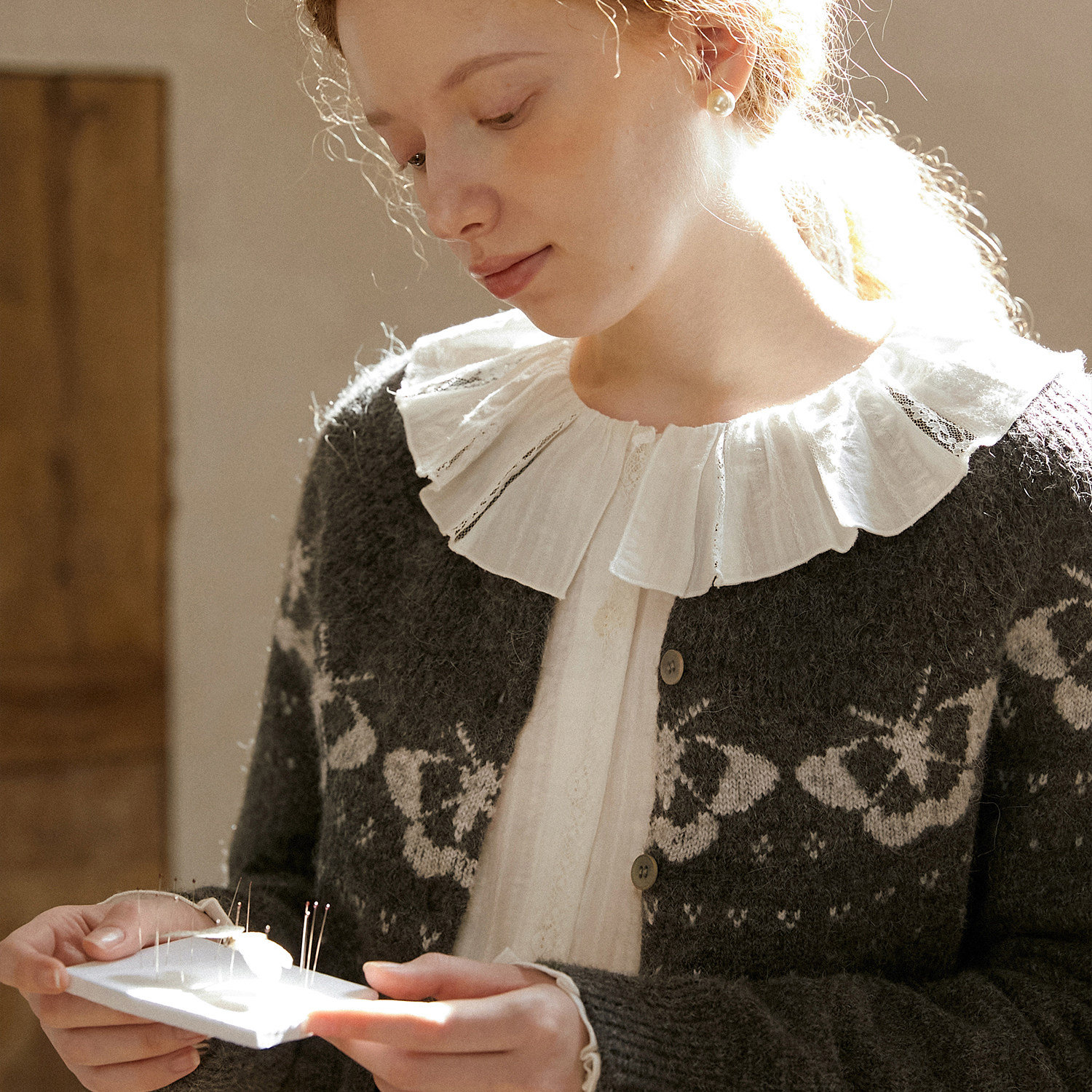 LLANO小飞蛾费尔岛毛衣开衫女