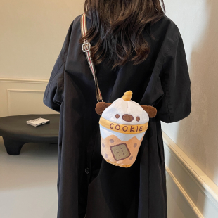 高级感小众包包女秋冬2024新款时尚卡通可爱少女斜跨包爆款玩偶包