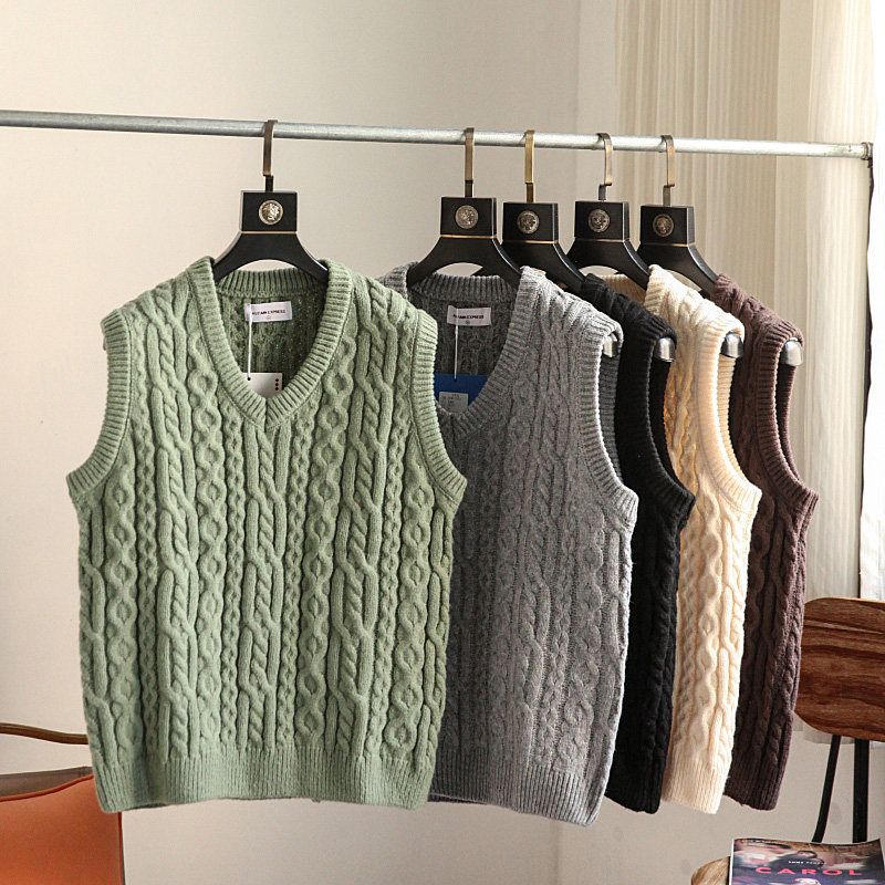 冬季新款日系复古麻花提花男士针织V领套头毛织背心叠穿马甲背心
