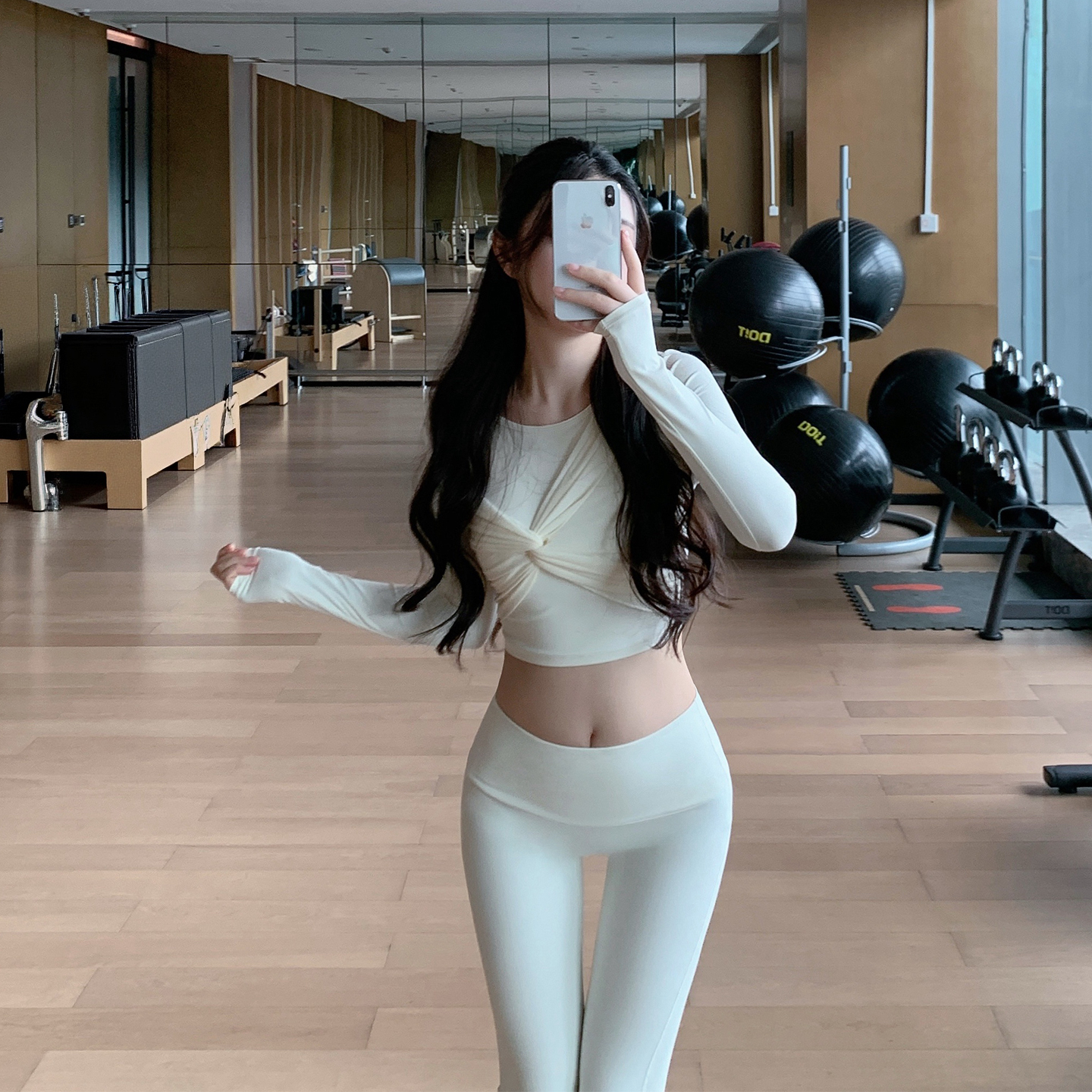 12/8Byu run 网纱拧结长袖运动T恤瑜伽服上衣女紧身普拉提训练服