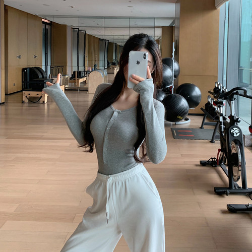 Byurun新款圆领暗扣长袖连体服女普拉提专业连体衣速干瑜伽服上衣