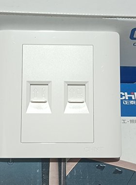 正泰86型开关面板免打电脑插座