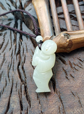 祥瑞童子古董老玉纯天然新疆和田玉手工雕刻人俑童子吊坠古朴缘一