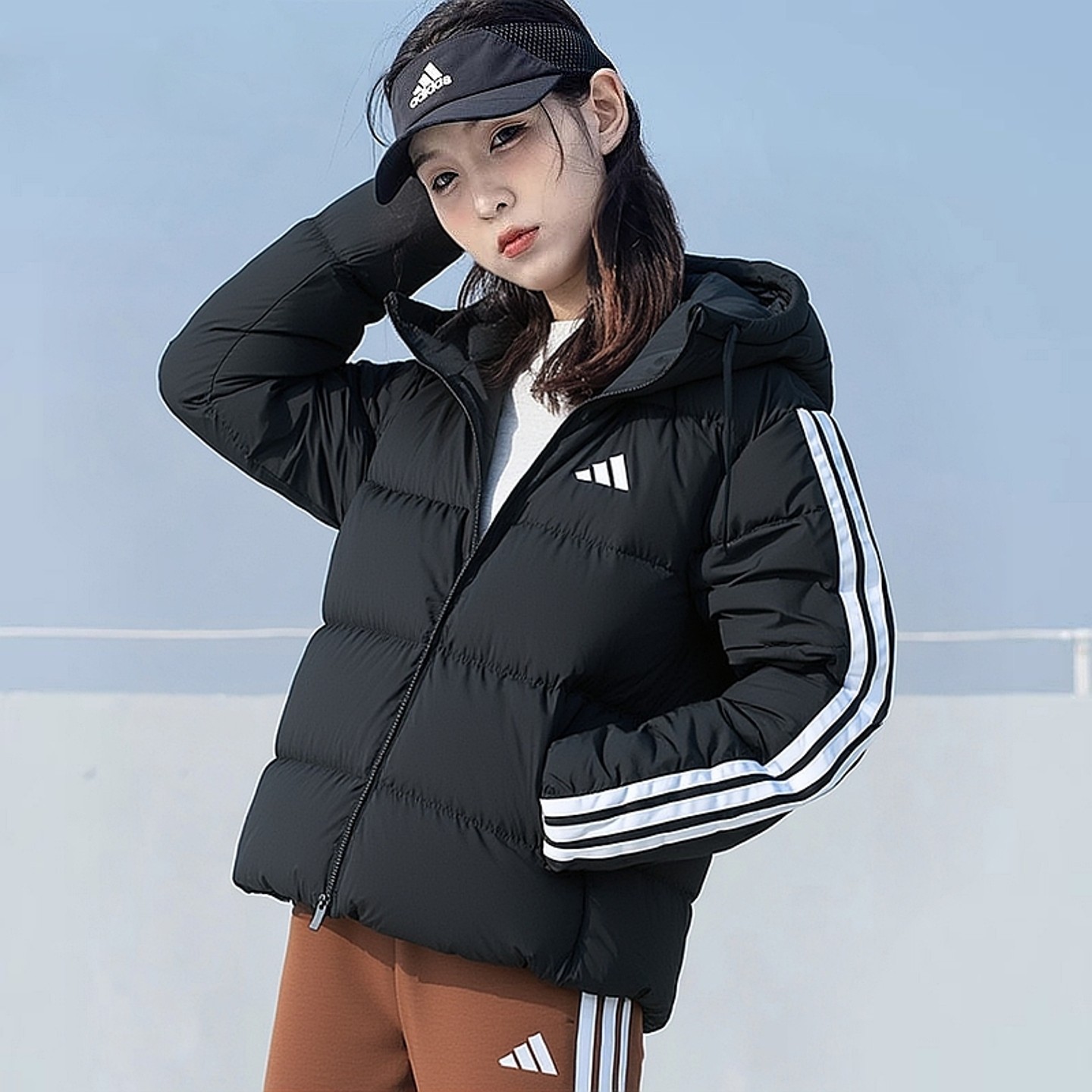 阿迪达斯羽绒服女冬季新款保暖连帽美式三条杠宽松棒球加厚面包服