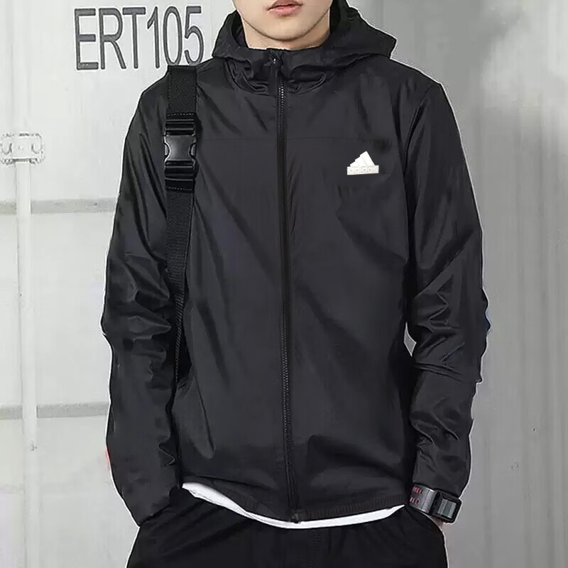 阿迪达斯外套男士2025秋季运动服梭织防风服跑步训练休闲连帽夹克