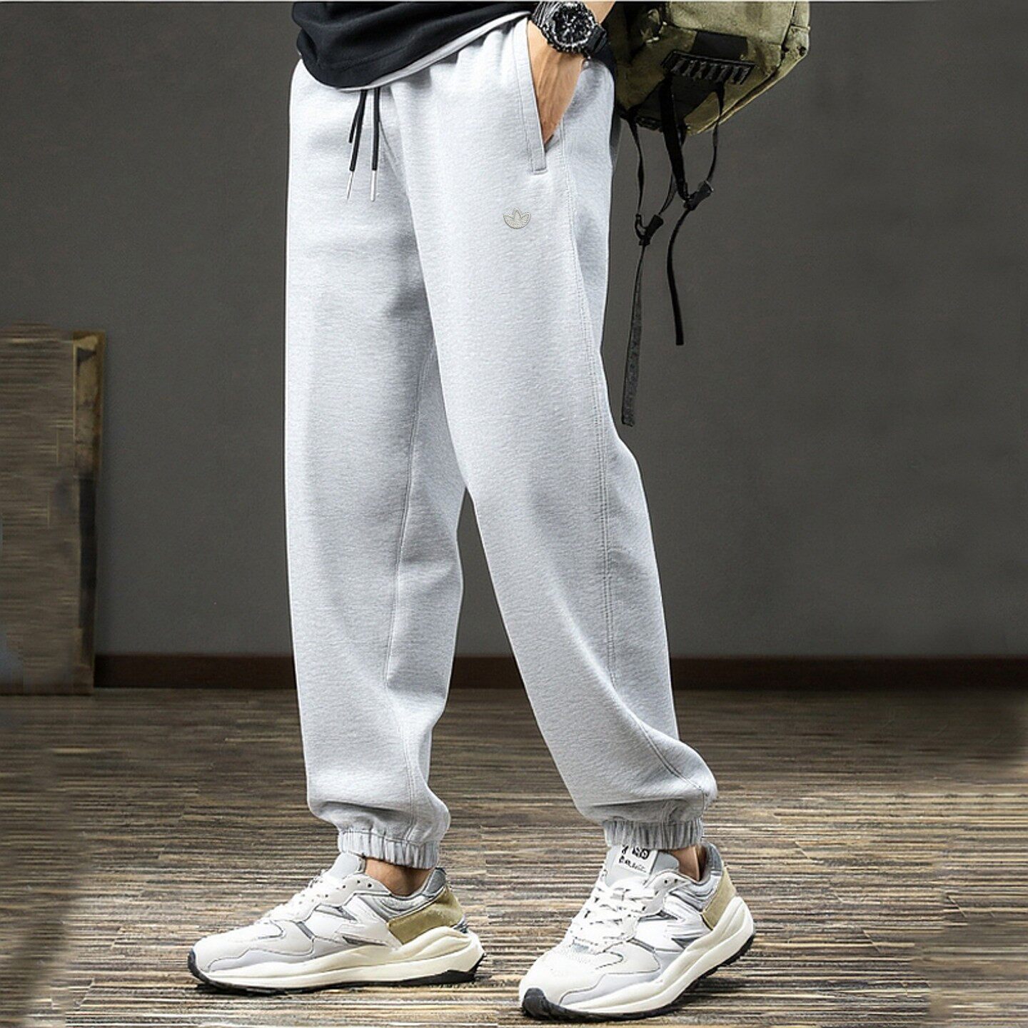 阿迪达斯三叶草男裤春季新款运动裤针织宽松休闲裤卫裤小脚裤长裤