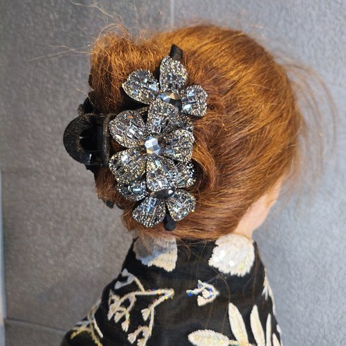 韩版高端灰色3朵钻花抓夹盘发器后脑勺镶钻鲨鱼齿夹子高级感发抓