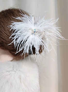 原创发抓白色鸵鸟毛抓夹女大号鲨鱼齿夹子镶钻盘发器花朵马尾夹