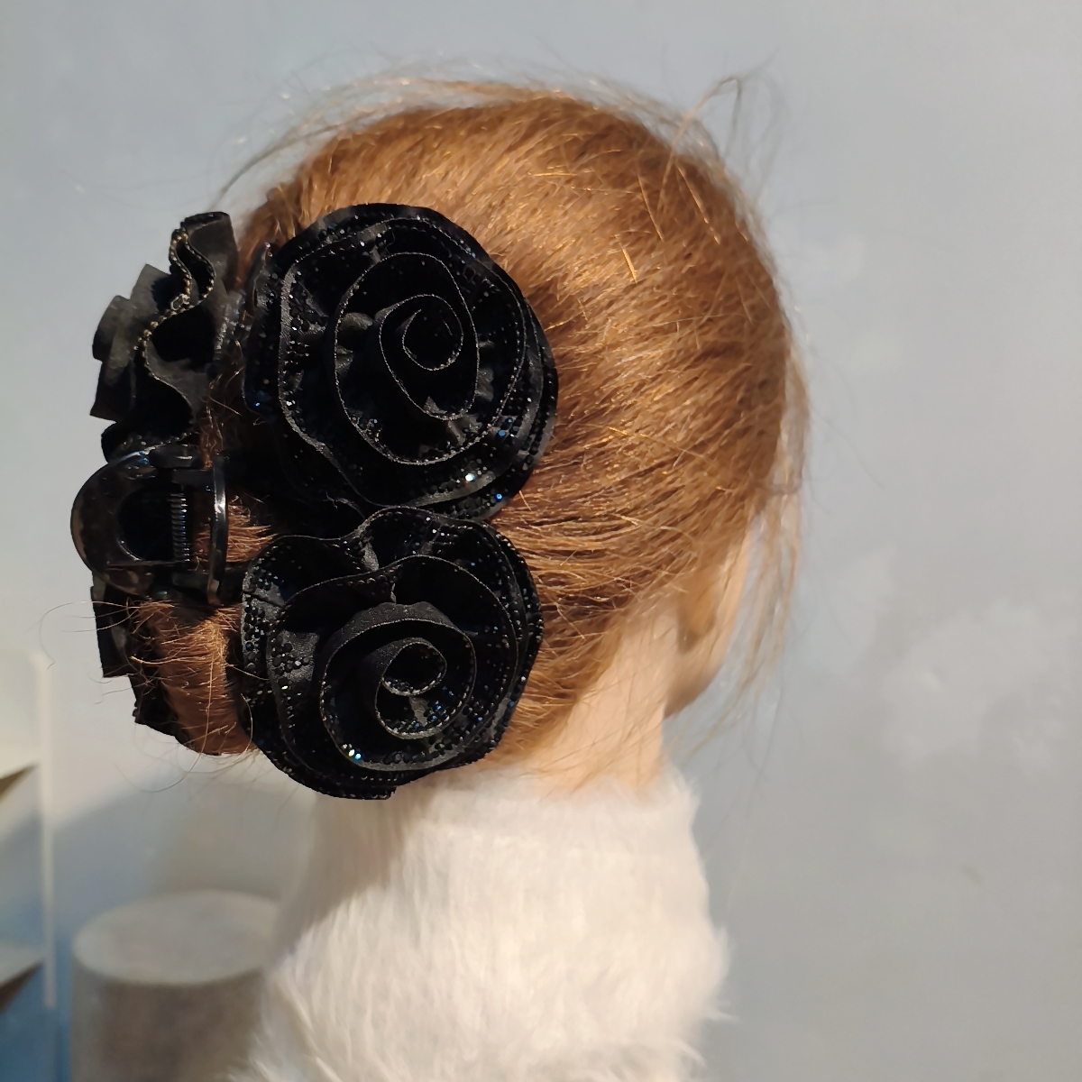 原创气质黑色水钻花朵抓夹大号鲨鱼齿夹子盘发器马尾夹高级感镶钻