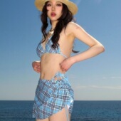 2026新款 比基尼三件套游泳衣女泡温泉性感 纯欲风英伦格子分体裙式