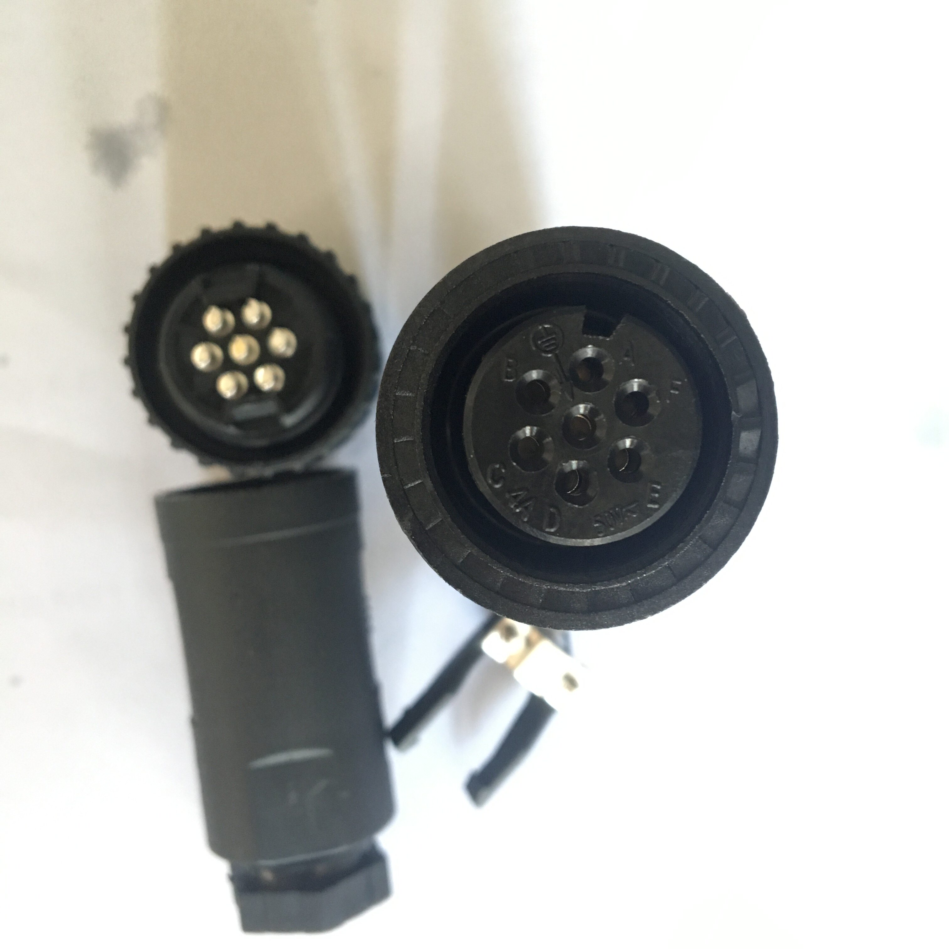 航空插头连接器比例阀接头12