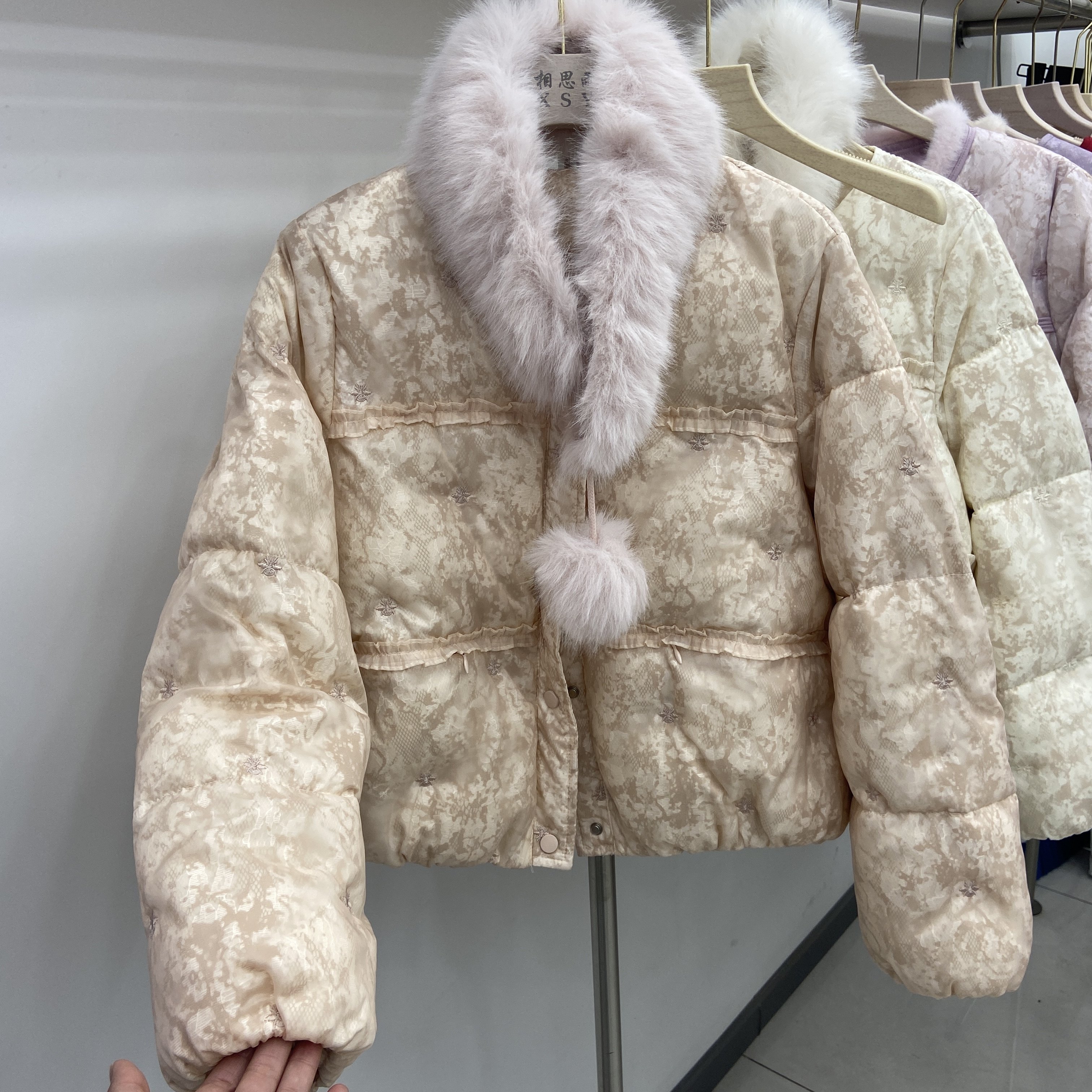 韩系甜美小香风木耳边拼接蕾丝国风羽绒服女短款气质减龄保暖外套,女装/女士精品,羽绒服,淘宝优惠券,粉丝福利购,淘宝优惠卷