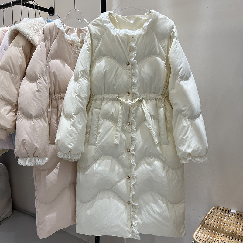 温柔小香蕾丝花边长款羽绒服外套