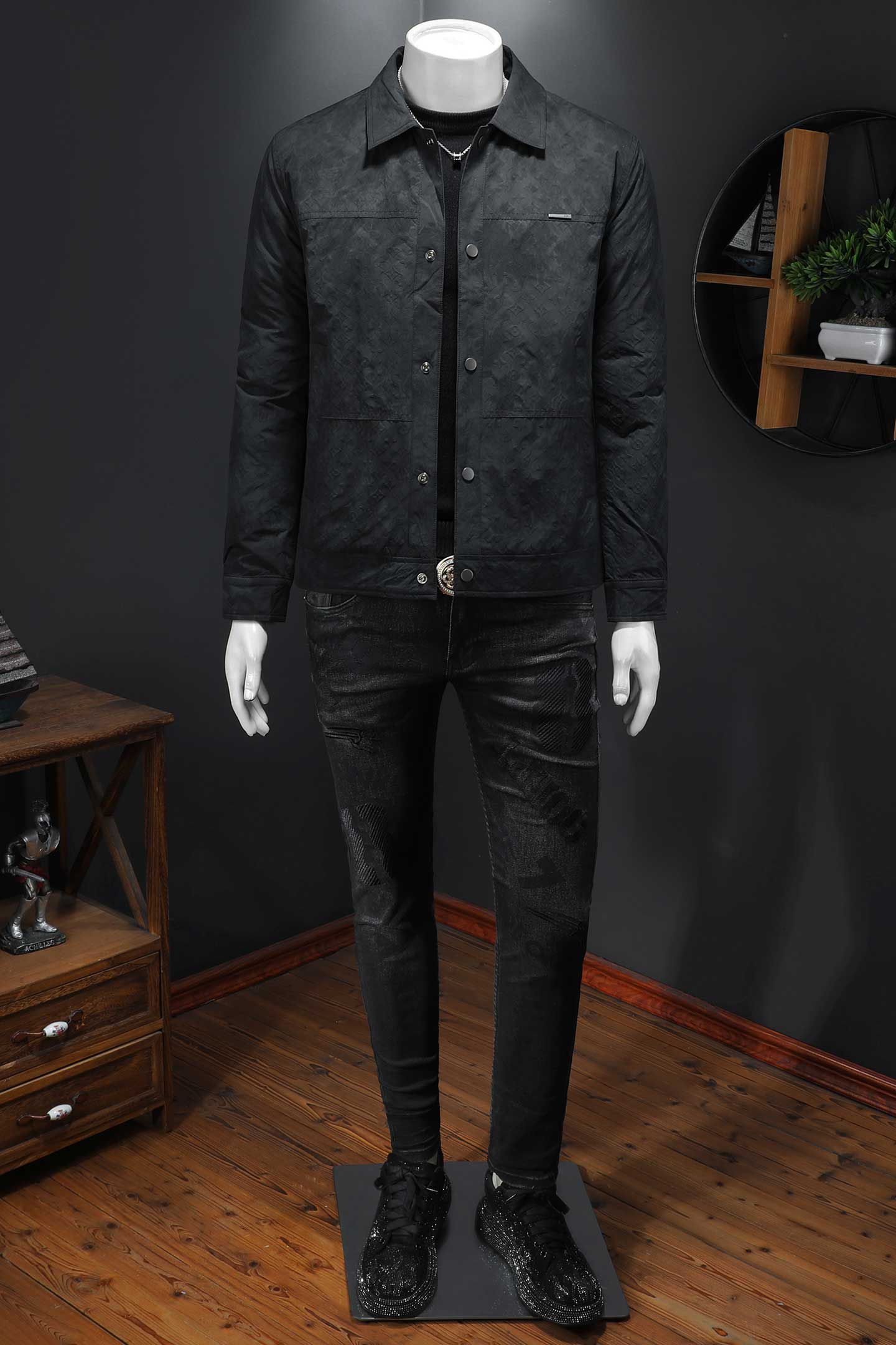 冬季新款暗花翻领休闲轻薄款羽绒服QT212-8827-P285假模图,男装羽绒服,钱塘2010A