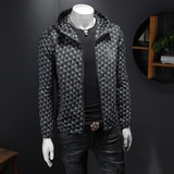 2024秋季新款休闲连帽夹克货号7693-P175假模图，男装夹克，钱塘2010-1