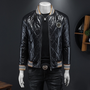 2024冬季新款休闲棒球领加厚保暖棉服QT212-F7519-P255假模图,服装搭配的PPT背景图图片