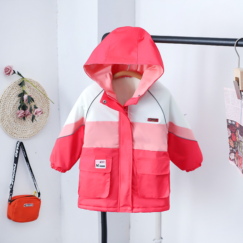 2025秋冬装新款女童加绒外套宝宝加厚冲锋衣冬季儿童洋气上衣韩版