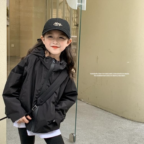 女童外套春装2026新款韩版男女同款春秋季冲锋衣儿童纯色连帽上衣