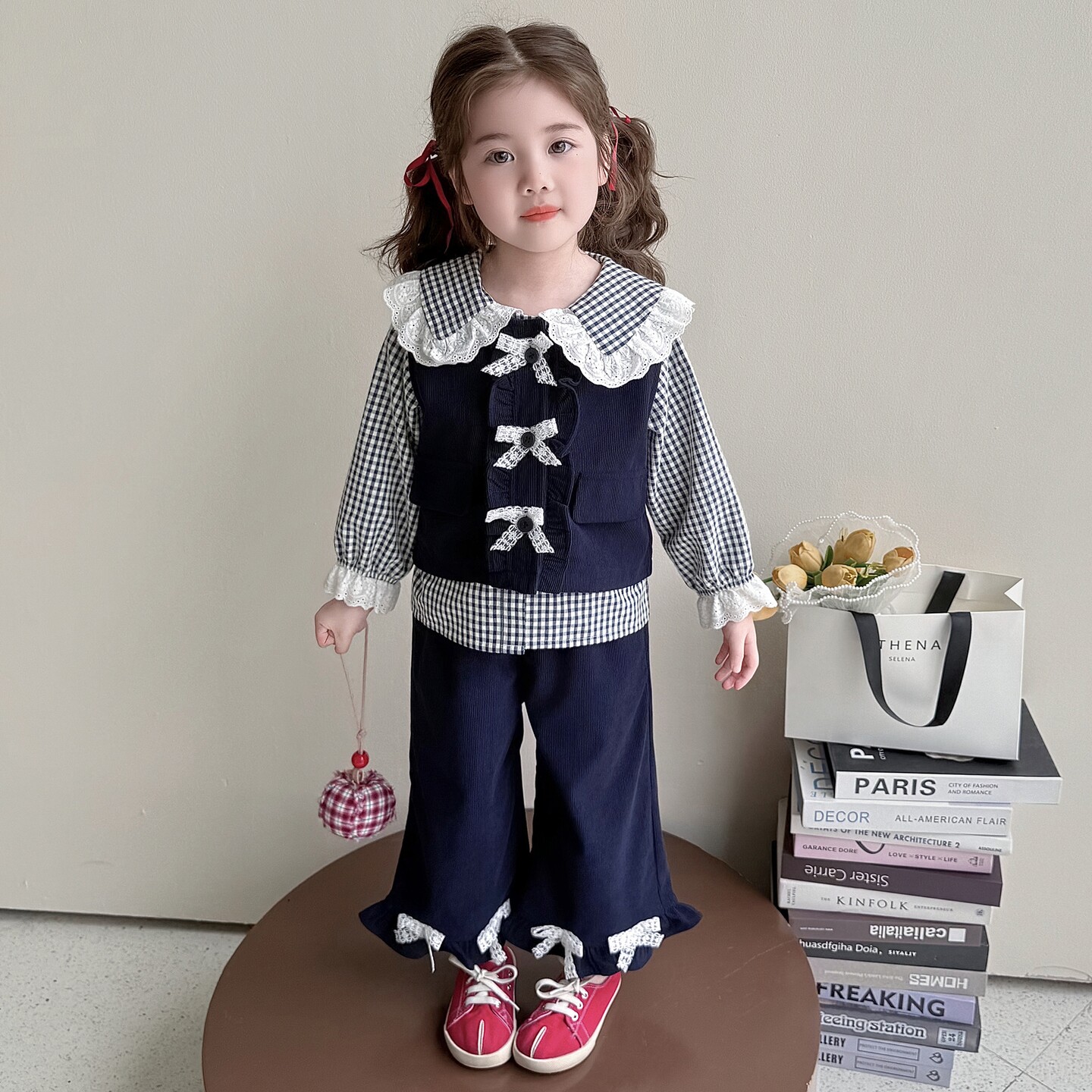 中小童春装洋气套装2026新款儿童时尚女宝宝韩版蝴蝶结马甲三件套