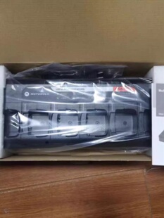 适配摩托罗拉GP328/GP338/PTX760六座充电器 WPLN4189A联排充