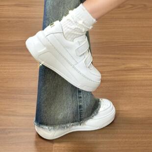 6cm魔术贴小白鞋韩系爆款厚底增高2025秋季新款女生百搭休闲板鞋