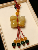 天然黄玉石玉贵人手机链挂件汽车钥匙扣招财纳福本命年吉祥物包挂