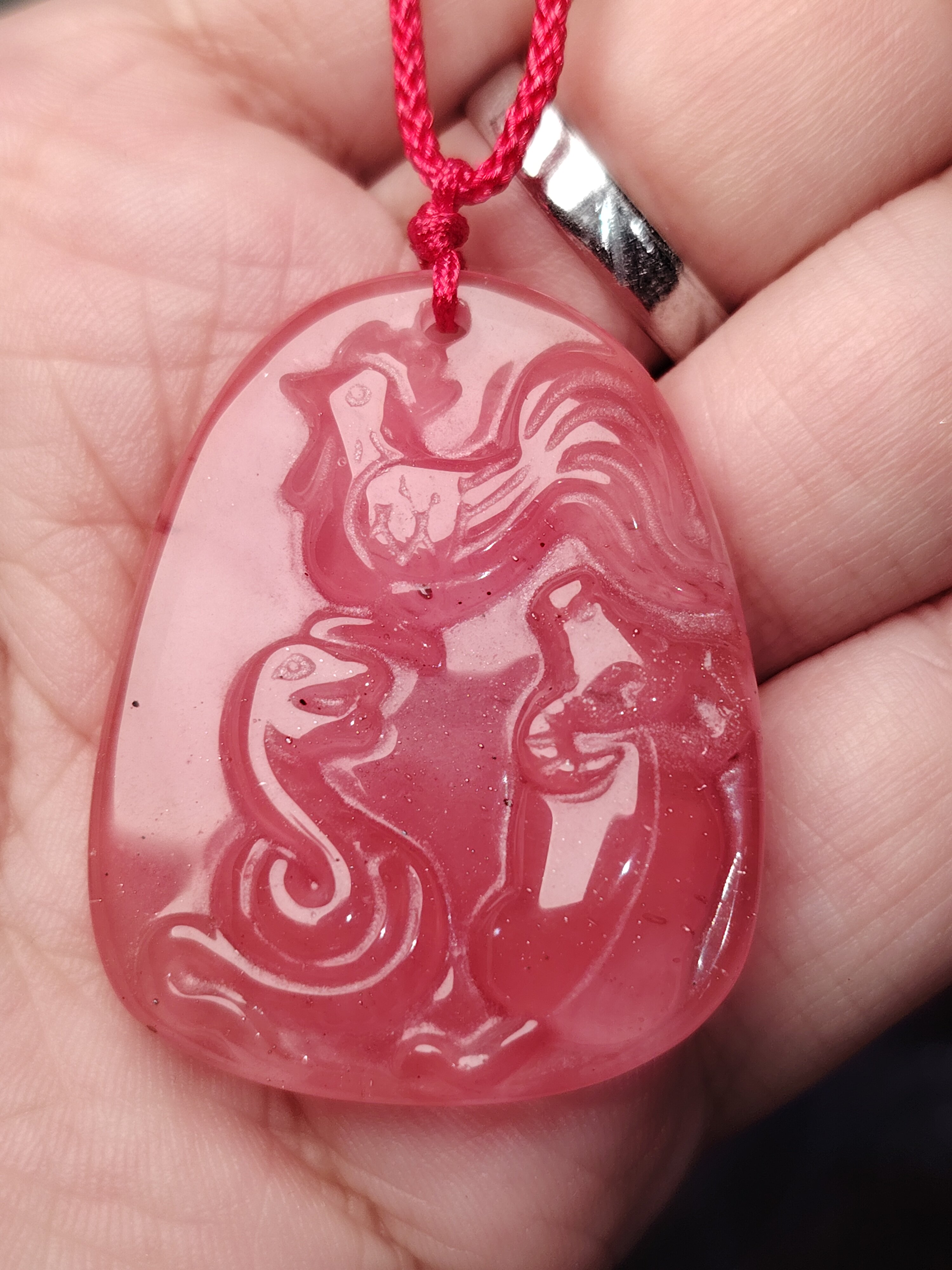天然红兔毛水晶牛鸡蛇三合十二生肖吊坠女项链虎兔龙马羊猪吉祥物