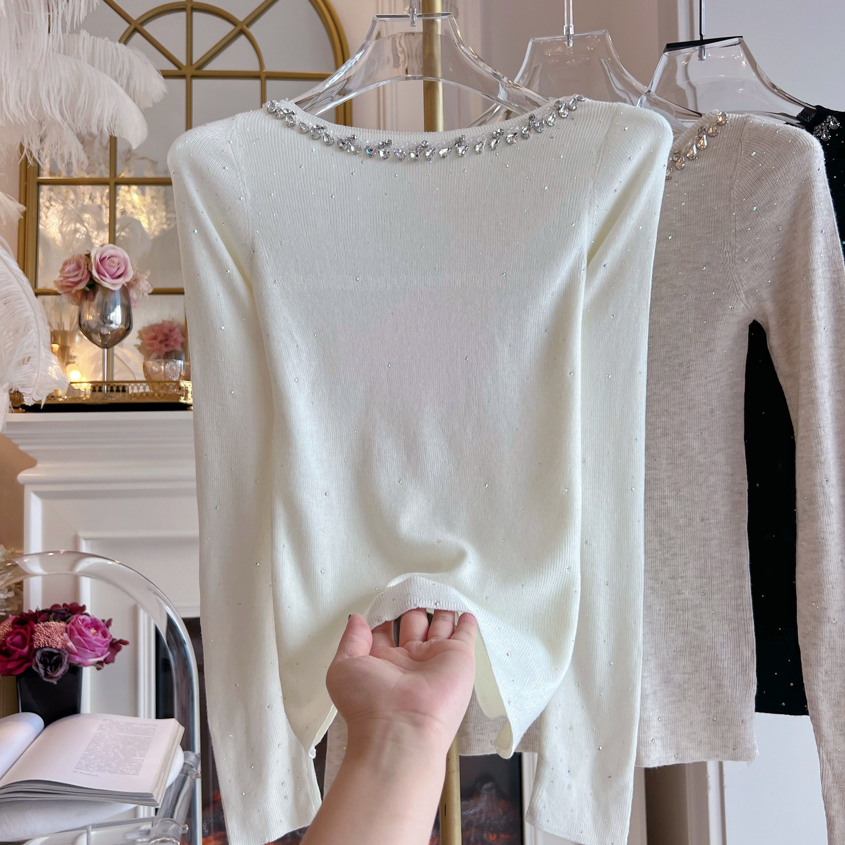 2025年秋冬新款重工镶钻圆领针织衫女修身显瘦百搭打底衫上衣内搭