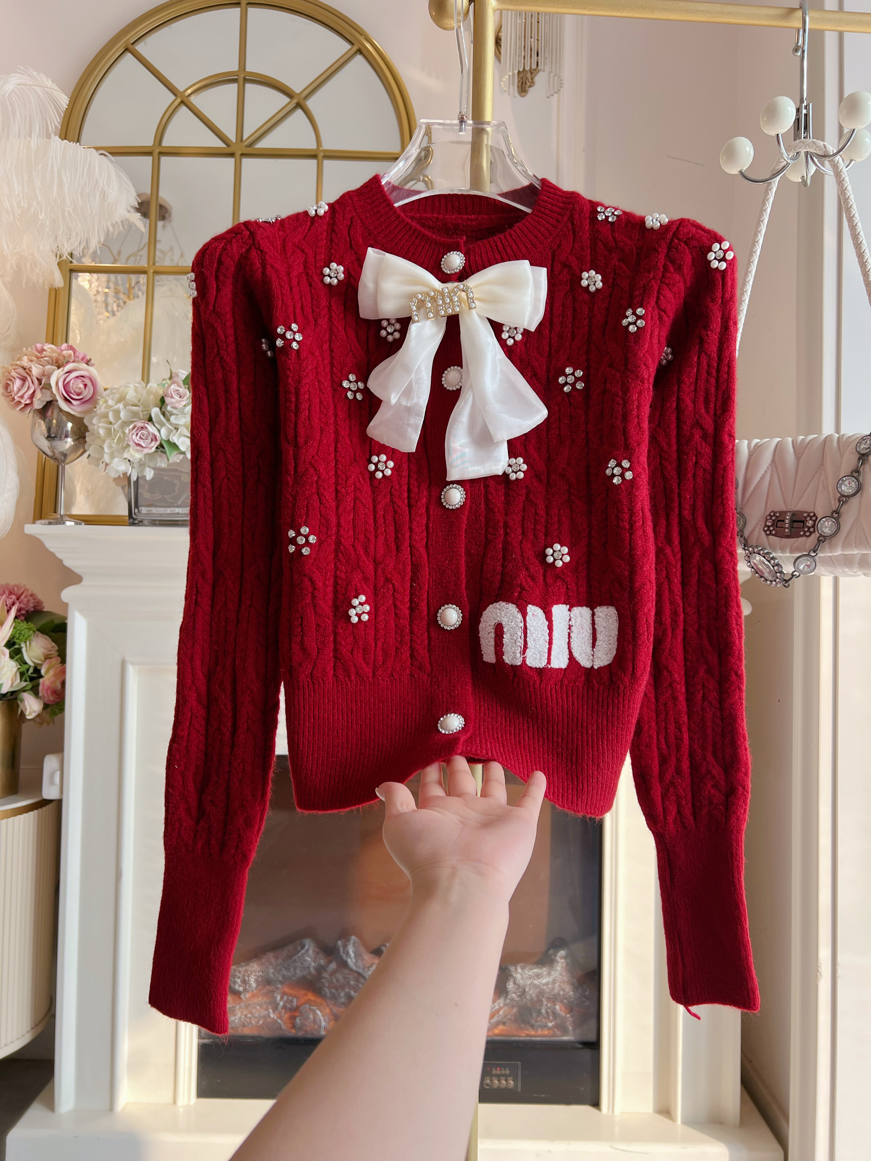 2026年春季新款重工镶钻蝴蝶结毛衣短外套宽松单排扣麻花针织衫女,女装/女士精品,毛针织衫,淘宝优惠券,粉丝福利购,淘宝优惠卷