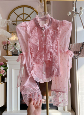 2026年春季新款法式宫廷风优雅蕾丝系带长袖荷叶边银丝衬衫温柔女