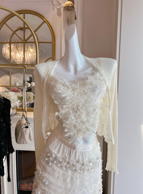 2026年春季法式小众重工亮片吊带背心修身显瘦针织衫开衫套装女装