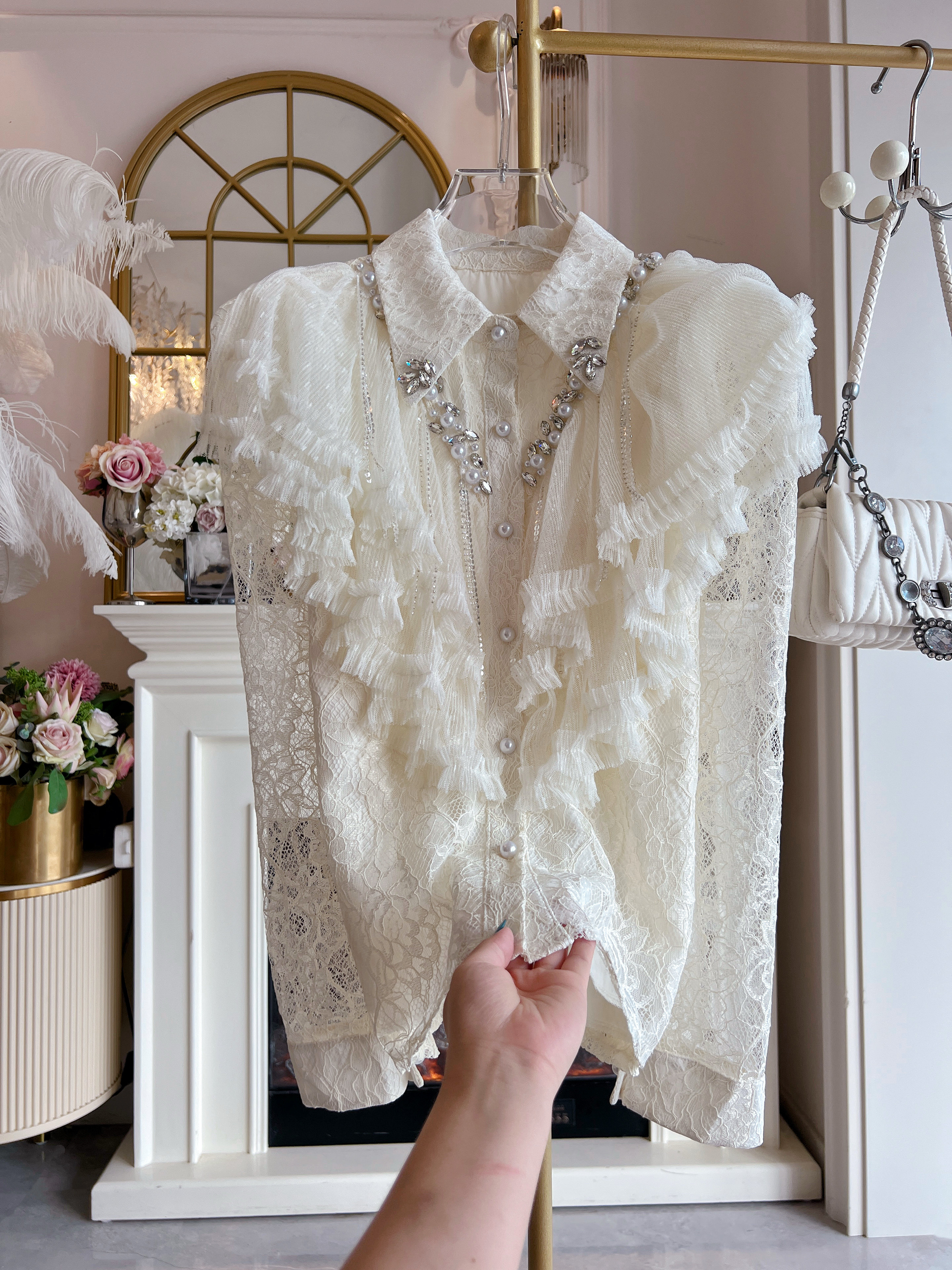 韩国设计感重工镶钻蕾丝衫女装拼接网纱荷叶边单排扣长袖衬衣上衣