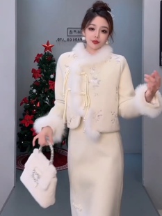 半身裙两件套 国风重工刺绣毛呢开衫 狐狸毛羽绒服外套女装 冬新中式