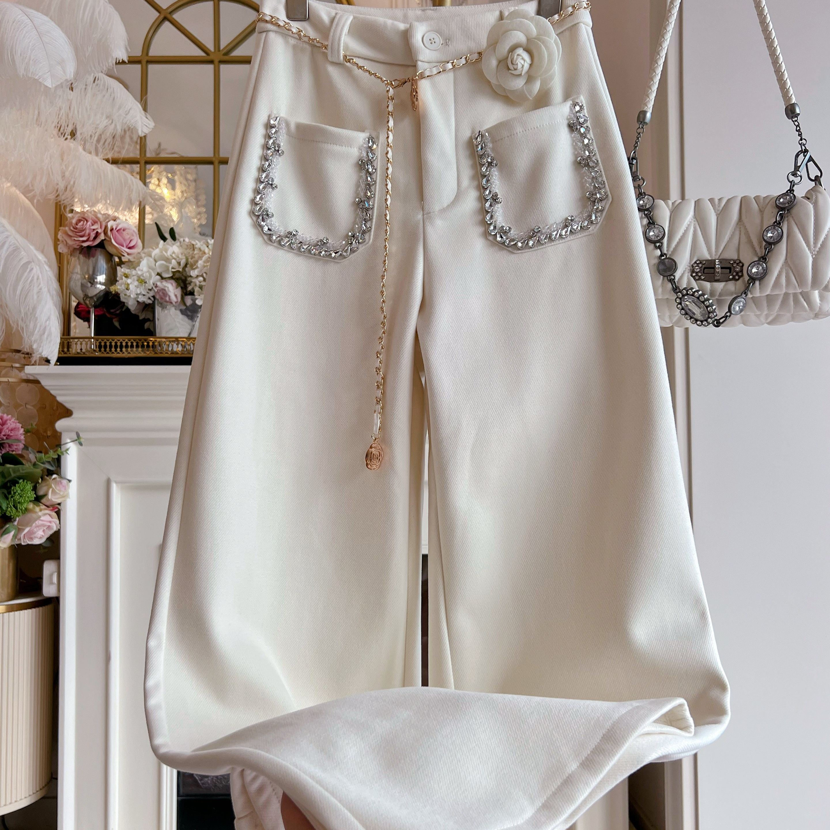 小香风加厚休闲裤长裤女2025年冬季新款重工镶钻双口袋白色直筒裤