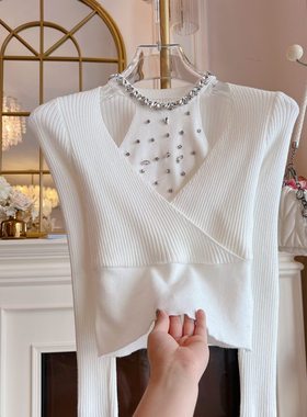 2024年秋季设计性感挂脖重工镶钻针织衫上衣修身显瘦长袖毛衣女装