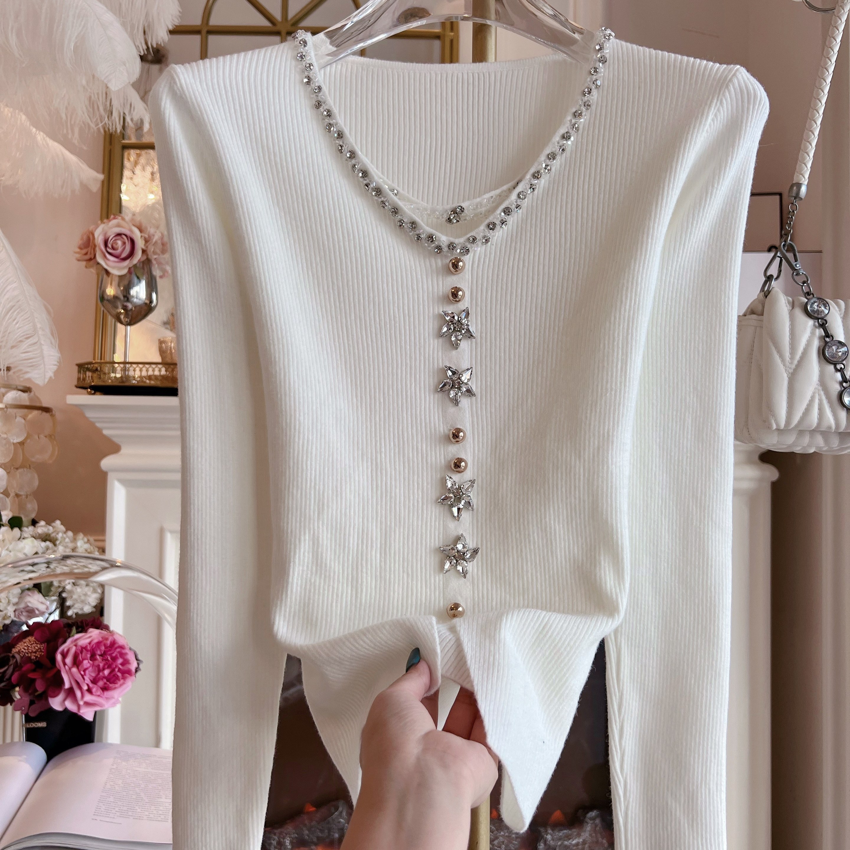 纯欲风性感开叉镶钻针织衫女2025年秋冬新款宽松套头v领长袖毛衣