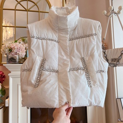 2024年冬季加厚面包服马甲背心重工镶钻烫钻宽松保暖棉袄马夹女装