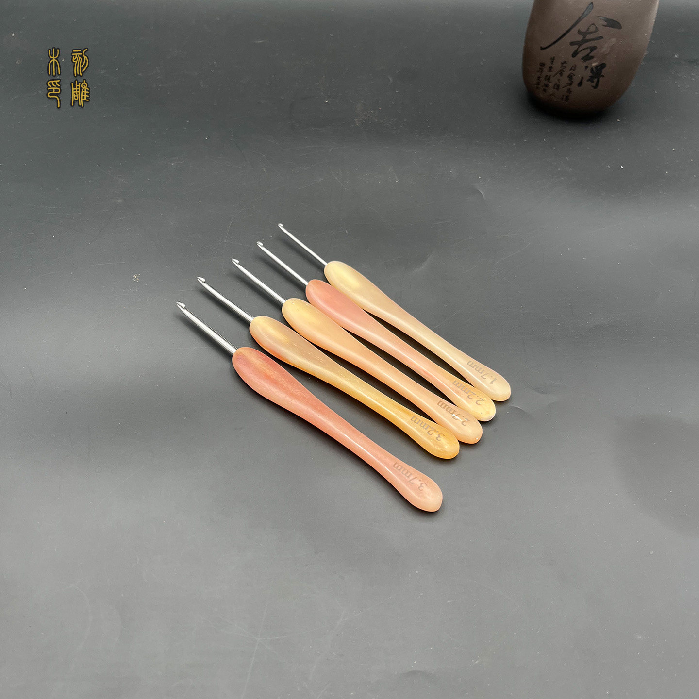 钩针刻雕牌骆驼骨钩针柄