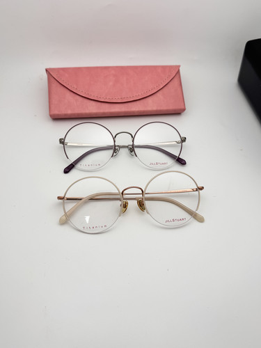 JILL STUART姬丝图特纯钛眼镜架，型号JS70018