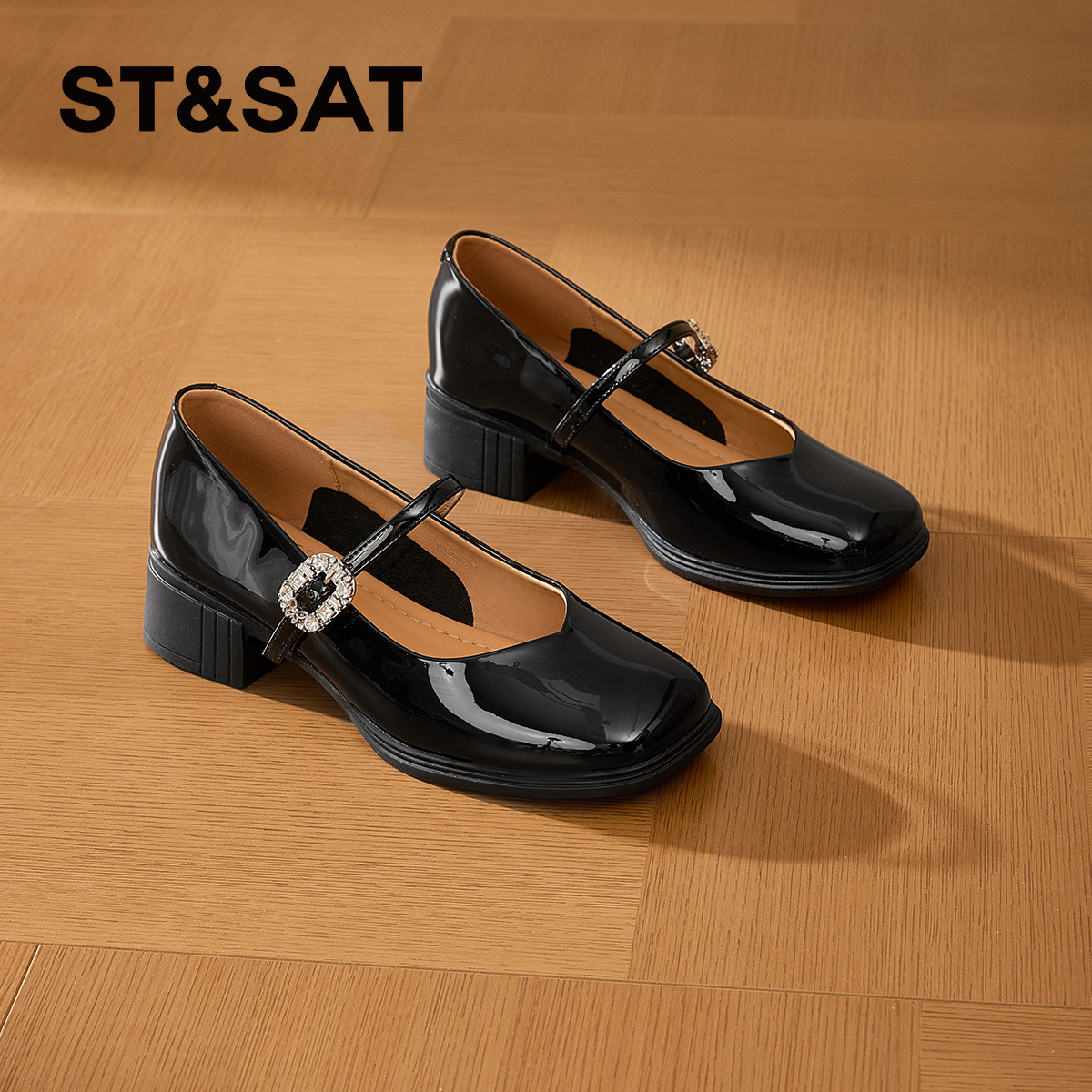 星期六玛丽珍女鞋2025夏季新款法式一字扣浅口单鞋配裙子粗跟皮鞋