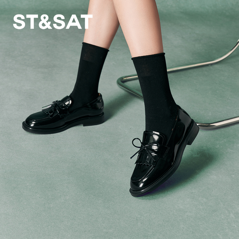 星期六乐福鞋秋季新款英伦复古通勤舒适百搭女鞋SSC31110W9