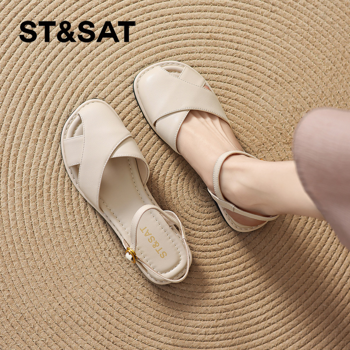 星期六罗马凉鞋女夏季2026新款不累脚绝美凉单鞋平底包头外穿女鞋