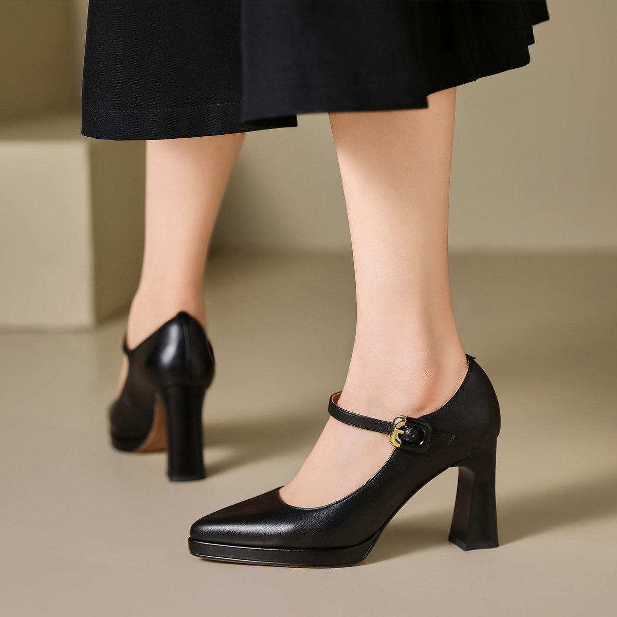 星期六浅口高跟鞋羊皮新款夏秋女鞋黑色一字带玛丽珍女鞋粗跟单鞋