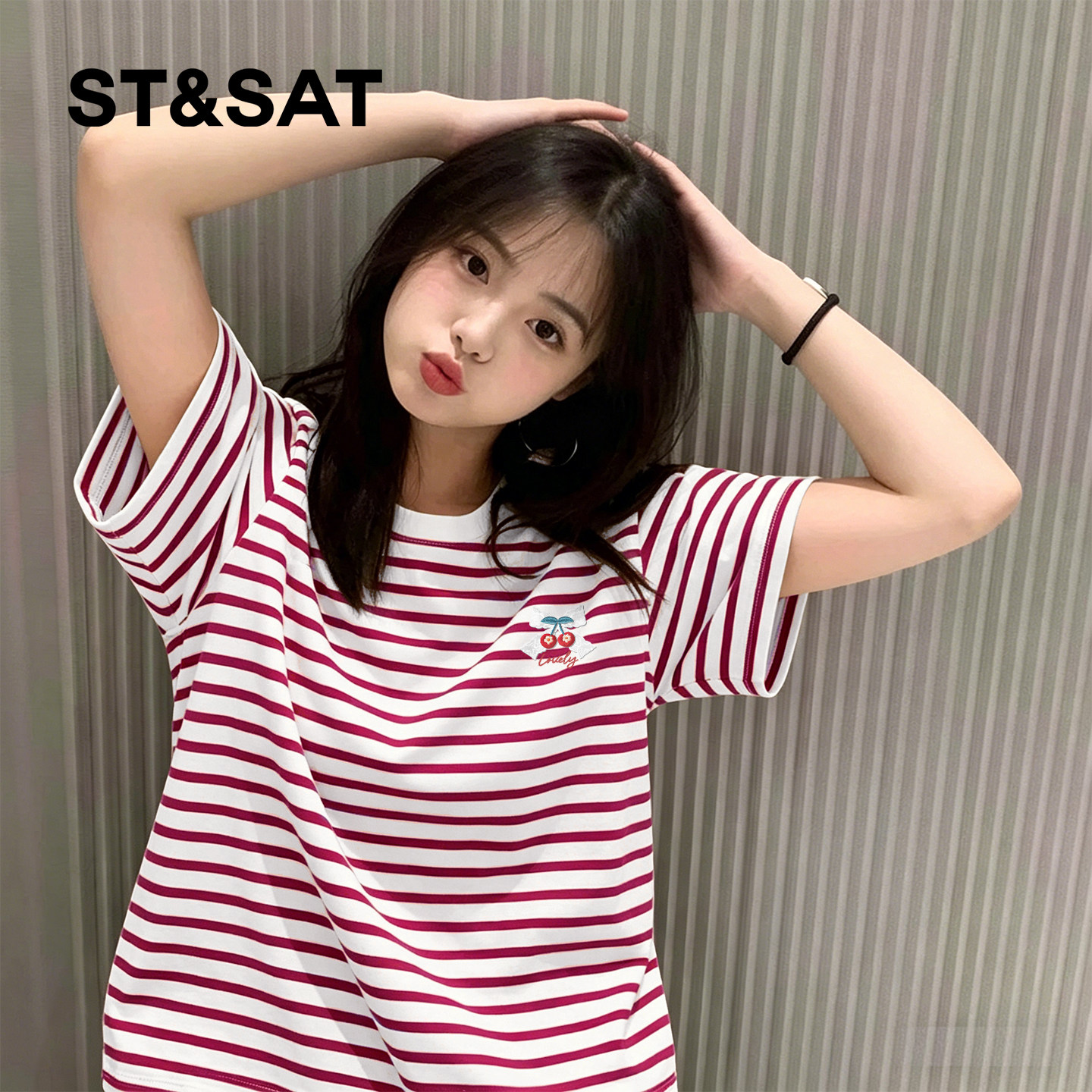 星期六撞色条纹纯棉短袖t恤女